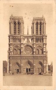 B74791 Notre dame de paris france