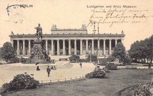 A168 Germany 1912 Berlin Lustgarten Garden Altes Museum vintage postcard
