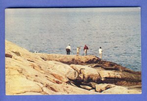 Narragansett, Rhode Island/RI Postcard, Fishermen On Rocks