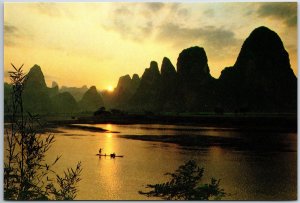 VINTAGE CHINA ILLUSTRATED STAMPED POSTCARD GUILING NATURAL WONDER SCENE #5 MAND