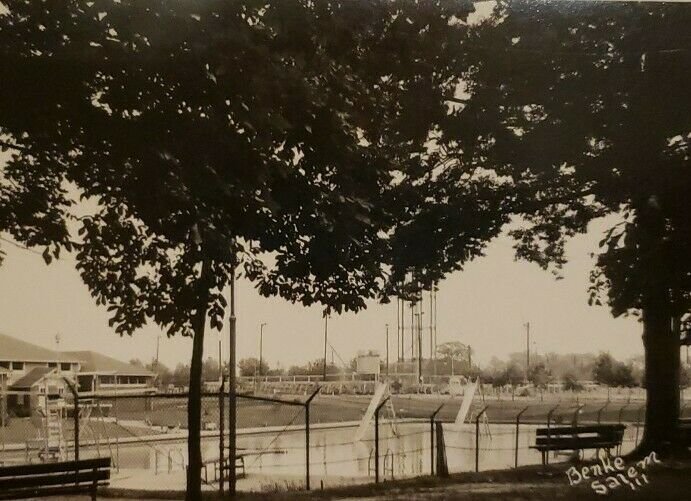 Vintage Postcard Salem Illinois Municipal Swimming Pool Real Picture Postcard