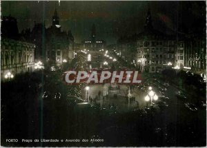 Modern Postcard Portugal Porto Praca da Liberdade e Avenida dos Aliados