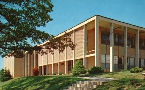 Vintage Postcard Admin Bldg. Asheville-Biltmore College Asheville North Carolina