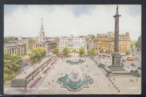 London Postcard - Trafalgar Square - Valentine's Art Colour T9989