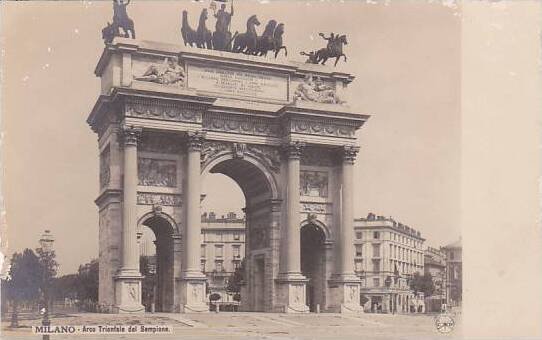 Italy Milano Arco Trionfale del Sempione