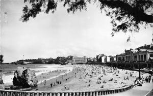 BR39395 vue sur la grande plage et le phare Biarritz france