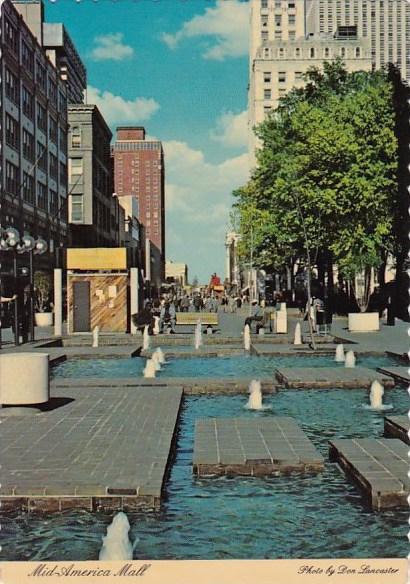 Memphis Mid America Mall Is The Longest Pedestrian Mall In The World Memphis ...