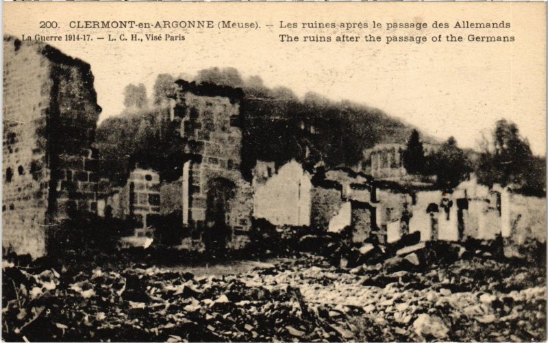 CPA Militaire Clermont-en-Argonne - Les ruines aprés le passage (91895)