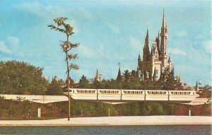 Walt Disney World Monorail, Cinderella's Castle Chrome Unused