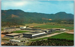 Vtg Colorado Springs CO Academic Area United States Air Force Academy Postcard