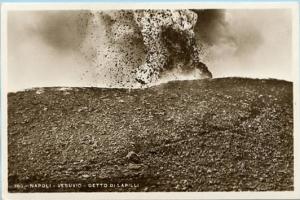 Italy - Naples, Mt. Vesuvio Volcanic Eruption   *RPPC