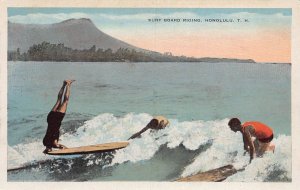 J76/ Hawaii Postcard c1910 Honolulu Native Surfboard Tricks Stunt Surfer 283