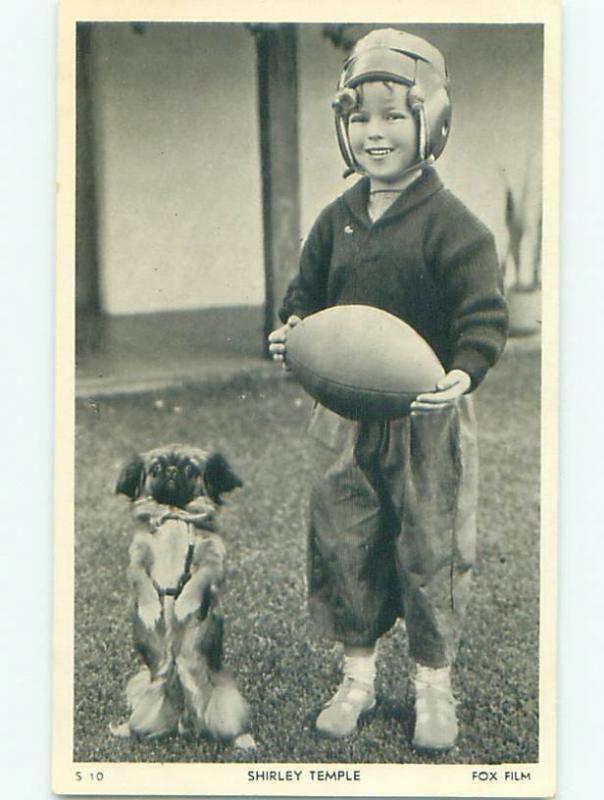 1930's Shirley Temple Original Postcard DOG BESIDE SHIRLEY WITH FOOTBALL AC6379