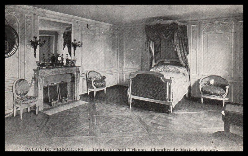 Palais du Petit Trianon,Chambre de Marie-Antoinette,Versailles,France BIN