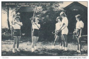 Archery ; Camp Wind-in-the-Pines , LEICESTER , Massachusetts , 30-40s
