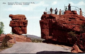 Colorado Garden Of The Gods Balanced Rock and Steamboat Rock