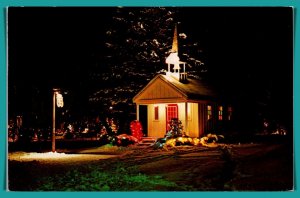 Canada, Ontario, Simcoe - Chapel In The Park Christmas Display -  [FG-555]