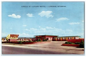 c1960s Circle S Luxury Motel Exterior Roadside Scene Laramie Wyoming WY Postcard