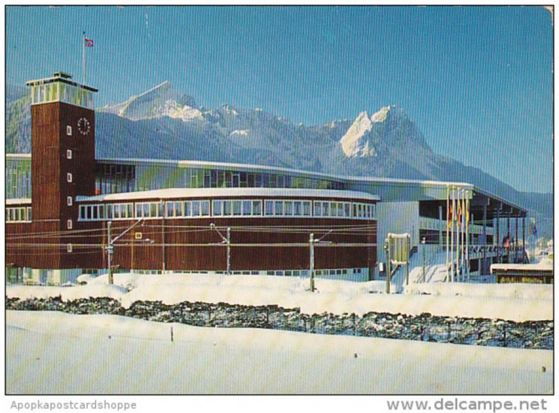 Germany Olympia Eiistadion in Garmisch-Partenkirchen gegen Zugspitze