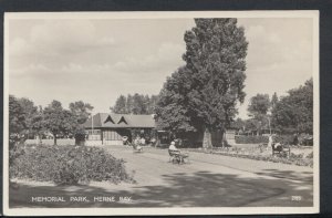 Kent Postcard - Memorial Park, Herne Bay   RS13411