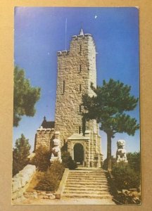 VINTAGE UNUSED POSTCARD WILL ROGERS SHRINE ON CHEYENNE MT. COLORADO SPRINGS COL.