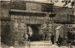 CPA PERPIGNAN La Porte de la Citadelle (375979)