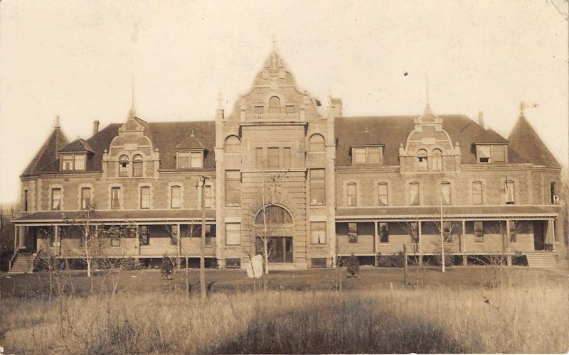 Des Moines Iowa~Grand View College (University)~1910 Real Photo Postcard