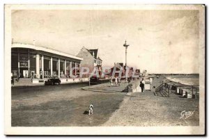 Modern Postcard La Baule Les Fins The Beach In front of the hall information