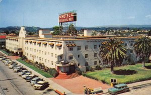 SANTA CRUZ California HOTEL CASA DEL REY c1950s Cars Chrome Vintage Postcard