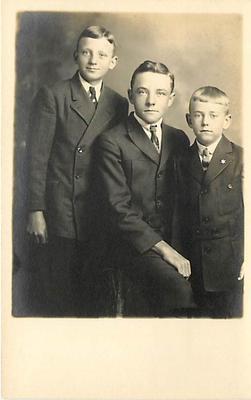 REAL PHOTO-THREE LITTLE BOYS IN MATCHING SUITS-BROTHERS-E...