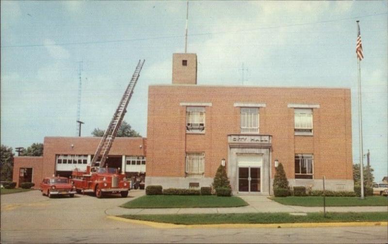 Salem OH City Hall Fire Station Trck c1950s Postcard