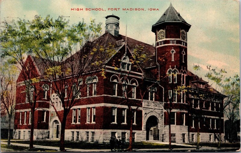 Postcard High School in Fort Madison, Iowa