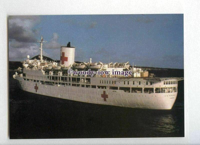 LN1512 - Falklands War Hospital Ship BISN Liner - Uganda , built 1952 - postcard