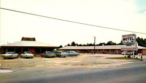 King Haiglar Motel & Restaurant - Lugoff, South Carolina - Postcard