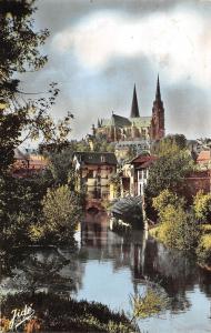 BR47960 Chartres la cathedrale vue duu pont neuf     France