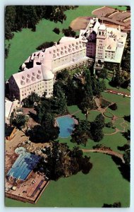 BERKELEY, CA ~ Aerial View HOTEL CLAREMONT Pool & Racquet Club c1960s  Postcard