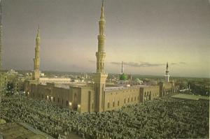 saudi arabia, MEDINA, Evening Prayer at Al-Masjid an-Nabawi Mosque (1970s) Islam