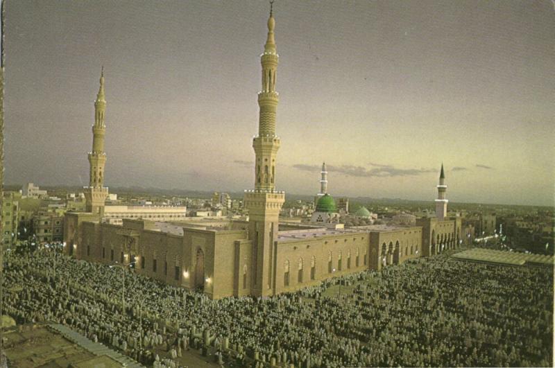 saudi arabia, MEDINA, Evening Prayer at Al-Masjid an-Nabawi Mosque (1970s) Islam