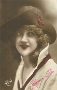 Glamour ladies head decoration early fashion postcard portrait hat Bonne Fete