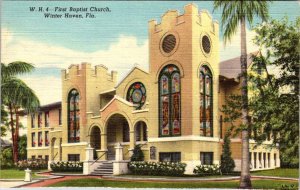 Winter Haven, FL Florida  FIRST BAPTIST CHURCH  ca1940's Curteich Linen Postcard