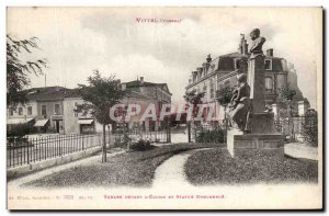 Old Postcard Vittel Square Front L & # 39Eglise And Statue Bouloumie