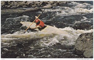 Canoe Cayak,  Ville de Jonquiere,  Quebec,   Canada,    PU_1979