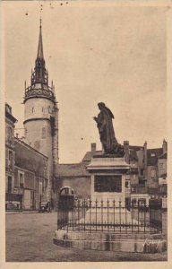 France Auxerre Place et Monument Fournier Tour de l'Horloge