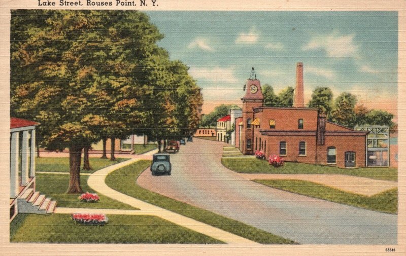 Vintage Postcard 1947 Lake Street Roadway Trees Houses Rouses Point New