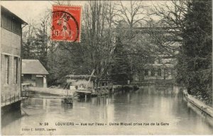 CPA LOUVIERS Vue sur l'Eau - Usine Miquel prise Rue de la Gare (1160401)