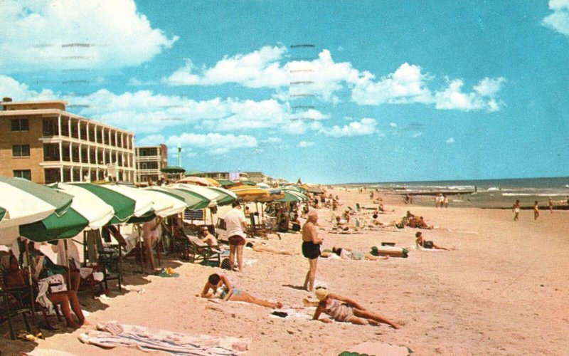 Vintage Postcard 1961 Beach Scene Clean White Sand Surf Ocean City Maryland MD