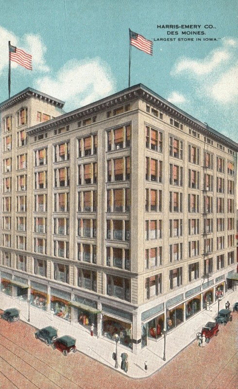 Vintage Postcard Harris-Emery Company Largest Store Building Des Moines Iowa IA