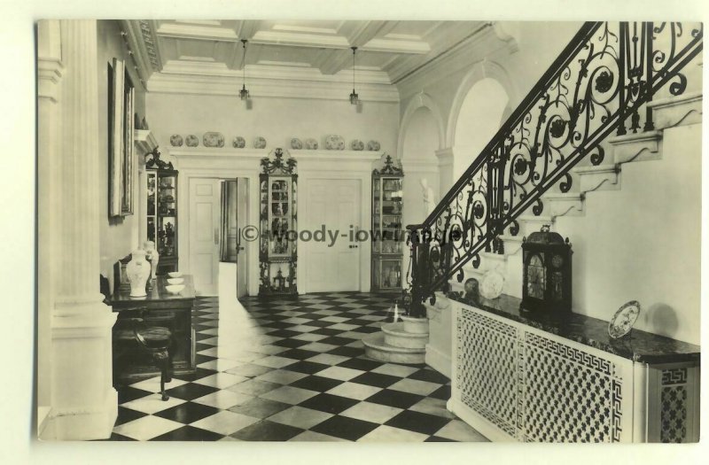 tp4535 - Staffordshire - The Marble Hall, East End. Weston Park - Postcard