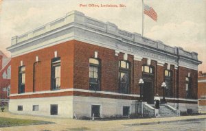 Post Office, Louisiana, Missouri Pike County c1910s Vintage Postcard