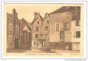 Vieilles Maisons Et La Fontaine, Auxerre (Yonne), France, 1900-1910s